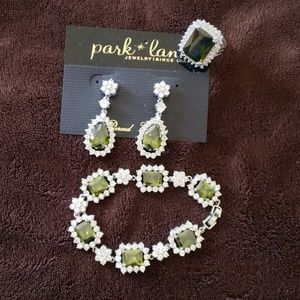 Park Lane retired peridot set